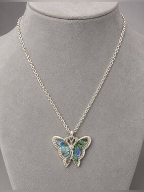 Abalone Lg Butterfly Pendant Necklace Silvertone Iridescent Crystal EUC 18" #686